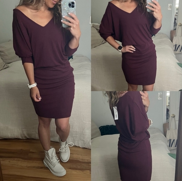 🆕️ Michael Stars V-Neck Dress. Relaxed Top & Fitted Bottom. NWT - Picture 10 of 10